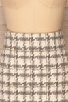 Sadie Grey Short Houndstooth Skirt | La petite garçonne front close-up