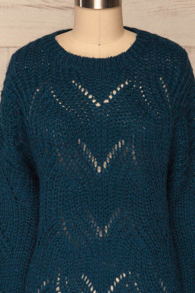 Saratov Midnight Blue Knit Sweater | La Petite Garçonne front close-up