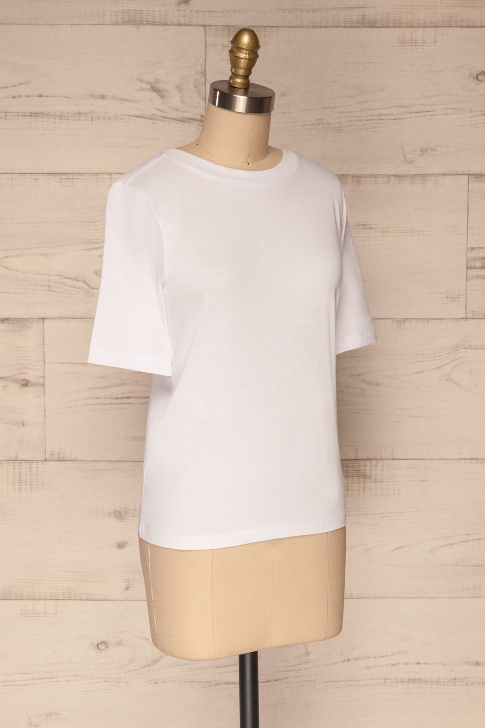Schore White Organic Cotton T-Shirt | La petite garçonne side view