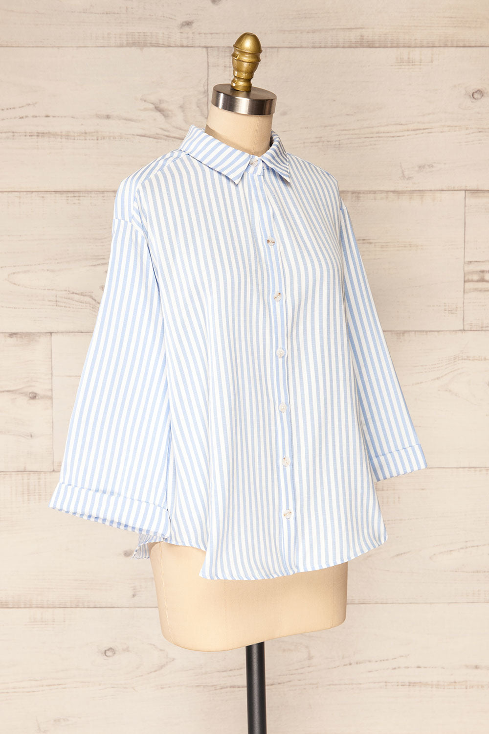 Set Ciney Blue Stripped Shorts & 3/4 Sleeve Shirt | La petite garçonne top side view 