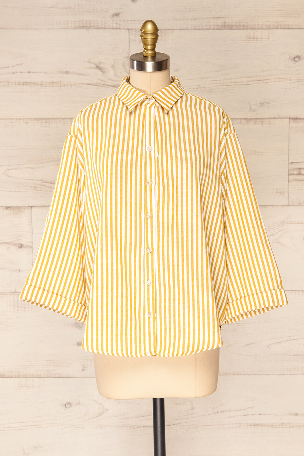 Set Ciney Yellow Stripped Shorts & 3/4 sleeves Shirt | La petite garçonne top front view 