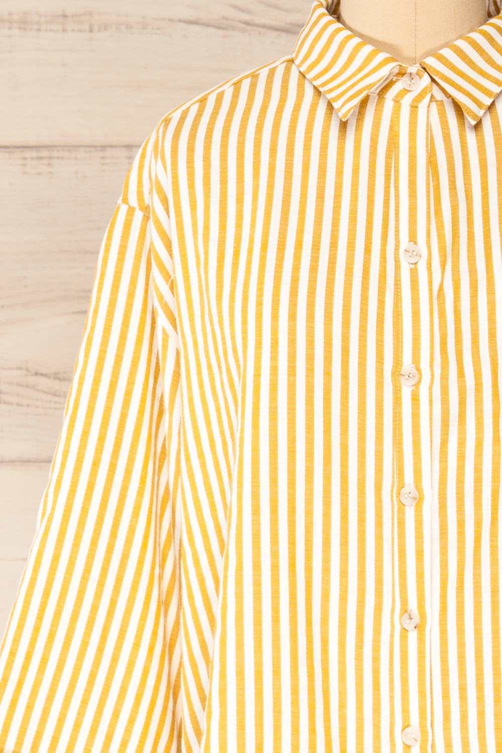 Set Ciney Yellow Stripped Shorts & 3/4 sleeves Shirt | La petite garçonne top front close-up