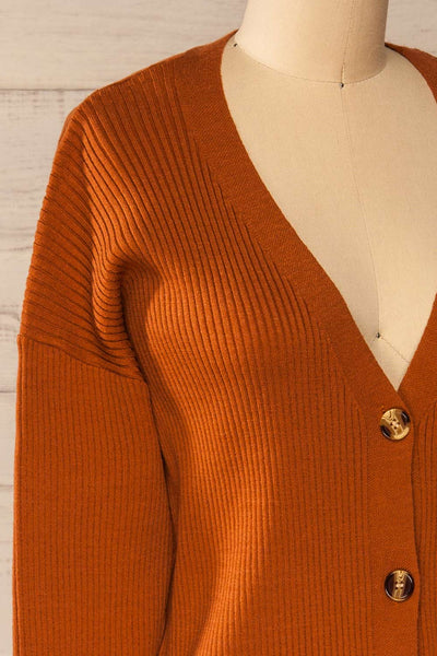Marsa Rust Orange Ribbed Lounge Set | La petite garçonne top side close-up