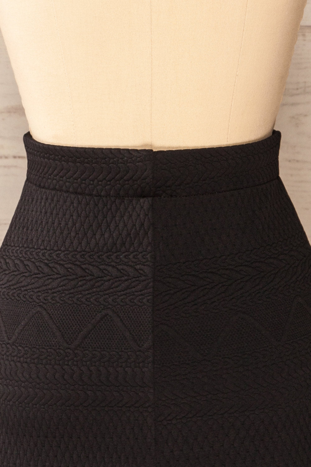 Set Ronda Black Crop Top & Skirt Set | La petite garçonne back close-up