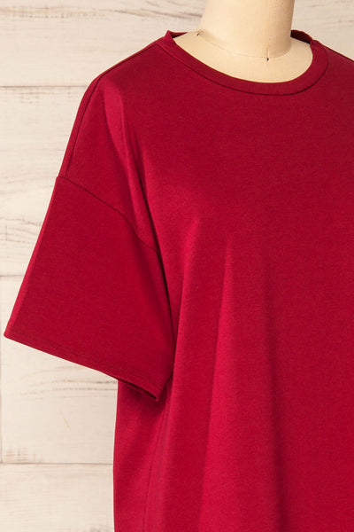 Sindi Burgundy Oversized Cotton T-Shirt | La petite garçonne side close-up