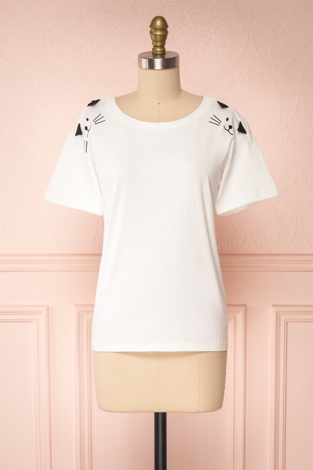 Sonnewalde White T-Shirt w/ Cat | Boutique 1861 front view 