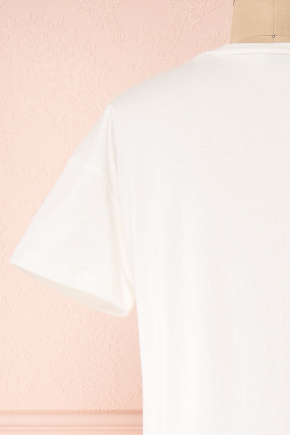 Sonnewalde White T-Shirt w/ Cat | Boutique 1861 back close-up