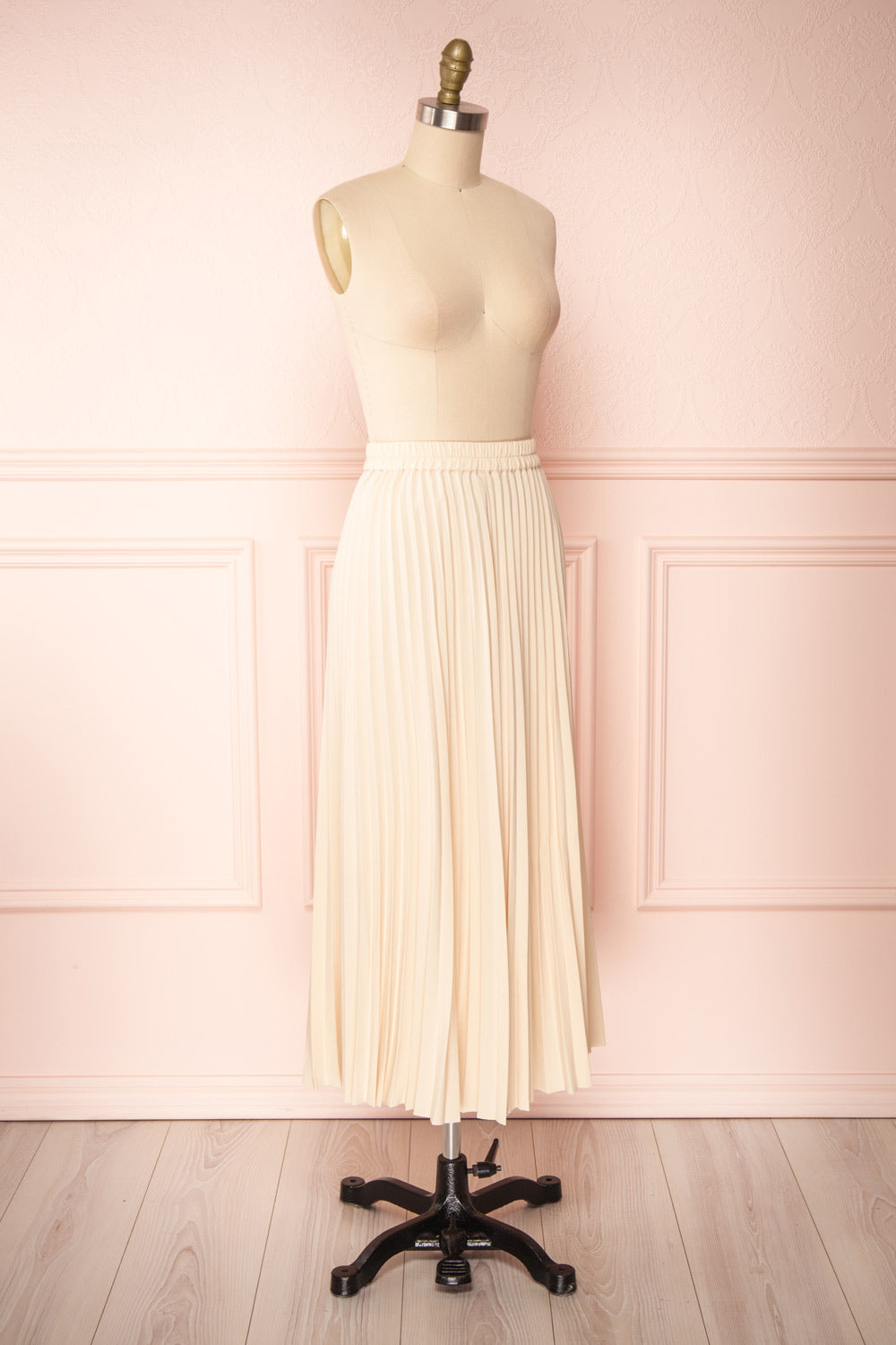 Plus size ivory chiffon pleated skirt 2025