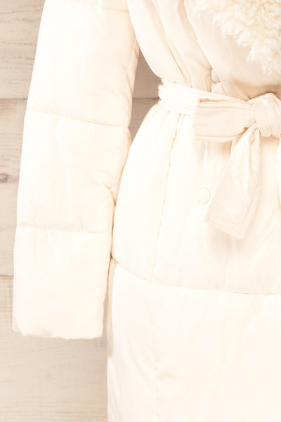 Spoleto Ivory Long Quilted Coat | La petite garçonne sleeve