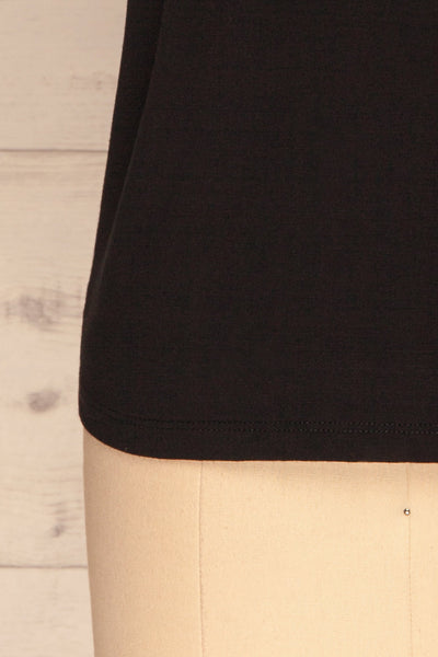 Strong Women Black T-Shirt | Haut | La Petite Garçonne bottom close-up