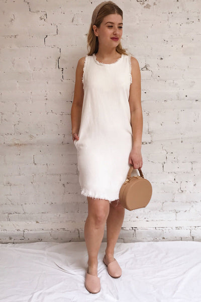 Sucua Ivory White Straight Short Dress | La petite garçonne model look
