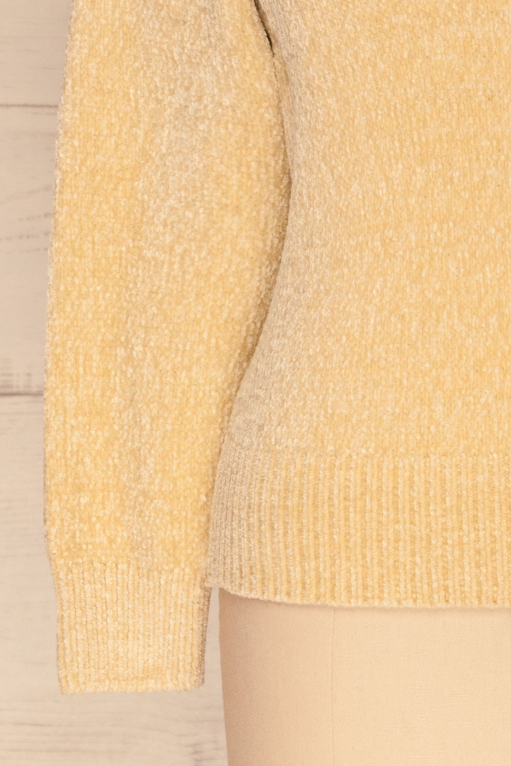 Talsi Beige Velvet Knit Sweater | La petite garçonne bottom 