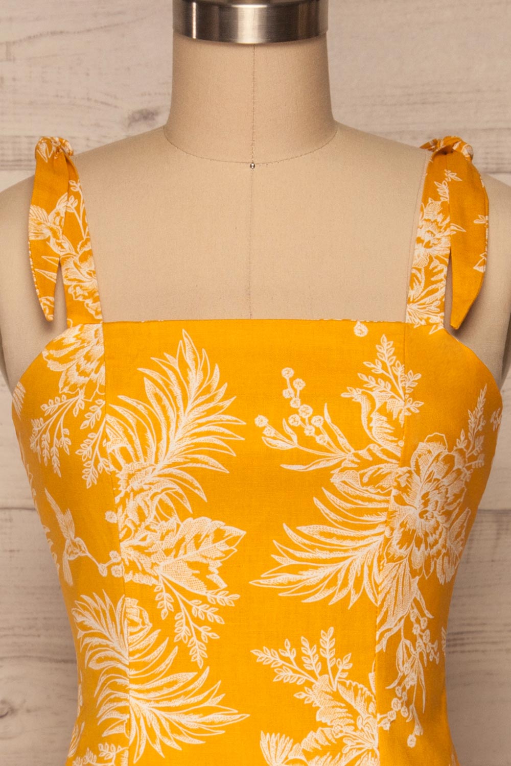 Tarouca Yellow Patterned Midi Dress | La petite garçonne front close up