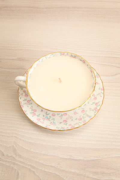 Teacup Candle Rice Flower | La petite garçonne inside