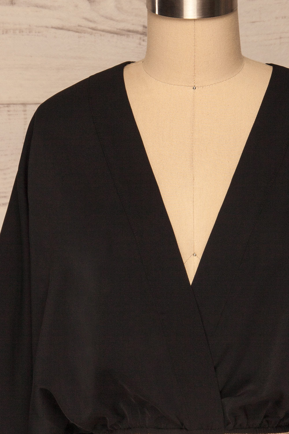 Thebes Black Kimono Style Crop Top front close up | La petite garçonne