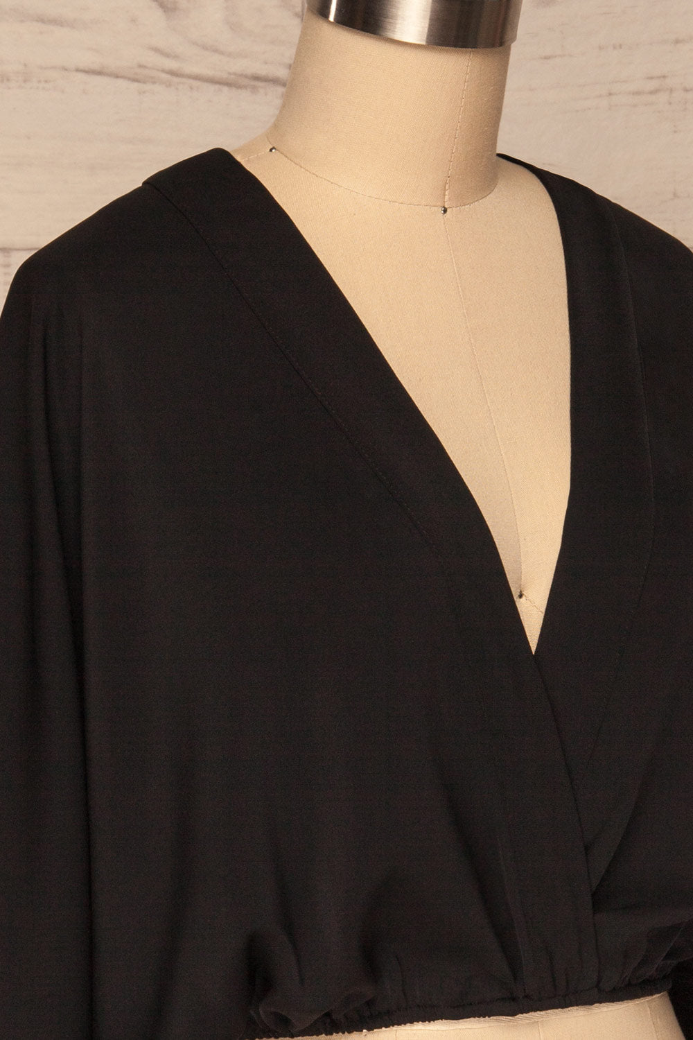 Thebes Black Kimono Style Crop Top side close up | La petite garçonne