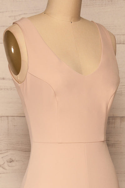 Tivoli Blush Pink V-Neck Midi Dress | La petite garçonne  side close-up