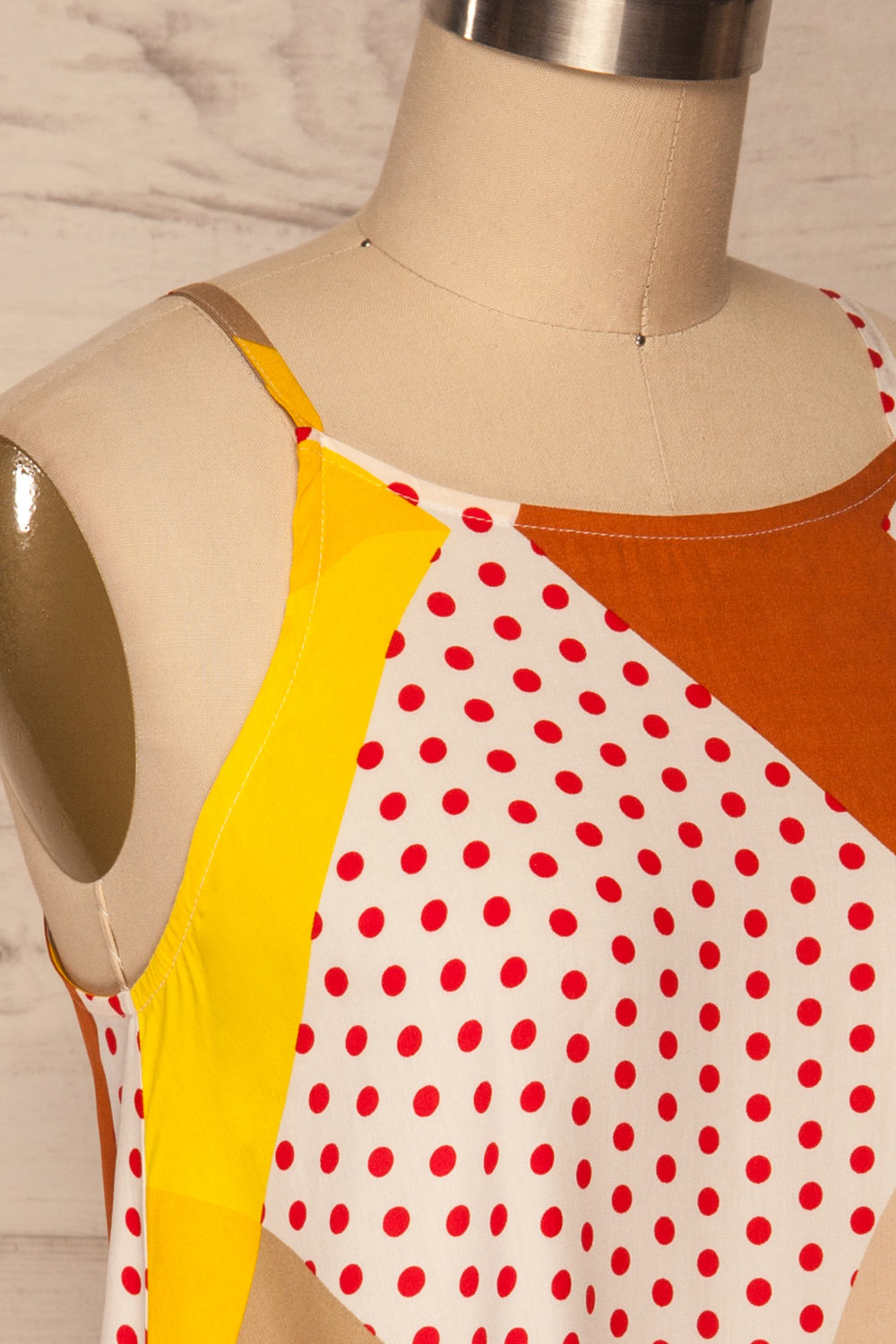 Tomyris White Patterned Sleeveless Top | La petite garçonne side close up