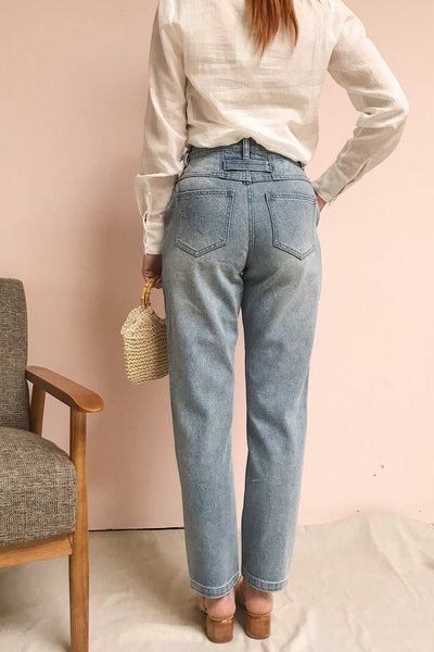 Faksdal Washed Blue High Waisted Jeans | La petite garçonne model back