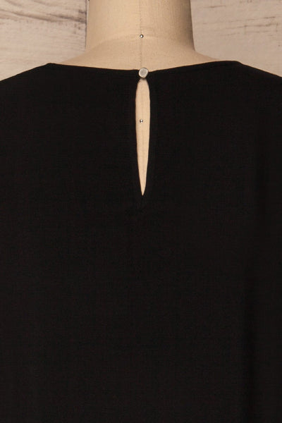 Trute Black Sleeveless Pleated Top with Keyhole | La Petite Garçonne
