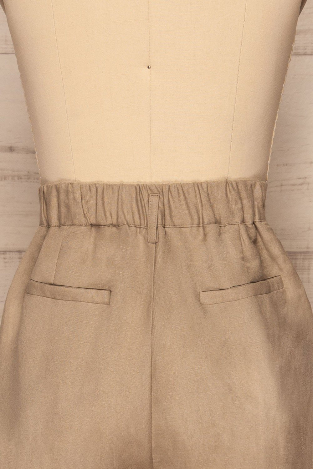 Tver Beige High-Waisted Straight Leg Pants back close up | La petite garçonne