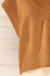 Uter Camel Sleeveless V-Neck Knitted Vest | La petite garçonne details