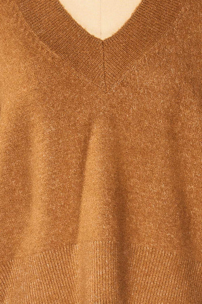 Uter Camel Sleeveless V-Neck Knitted Vest | La petite garçonne fabric