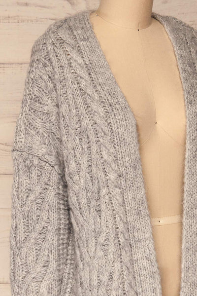 Varvarin Light Grey Knit Cardigan | La Petite Garçonne side close-up