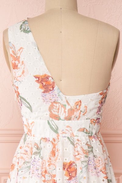 Vibrissa White Floral Lace Maxi Dress | Boutique 1861 back close-up