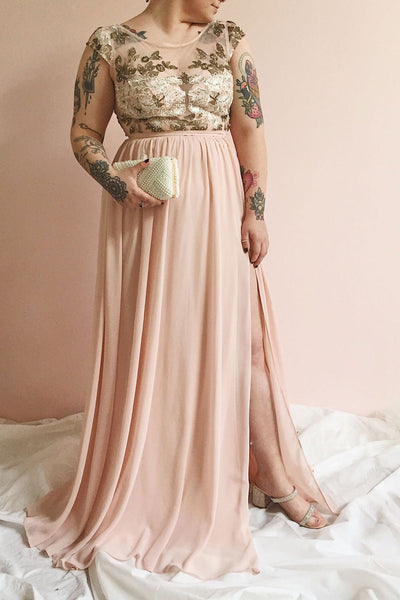 Viviette Blush Embroidered Gown | Robe Longue | Boutique 1861 on model