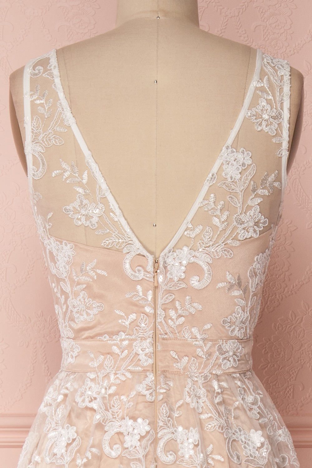 Wakana | White Embroidered Bridal Gown