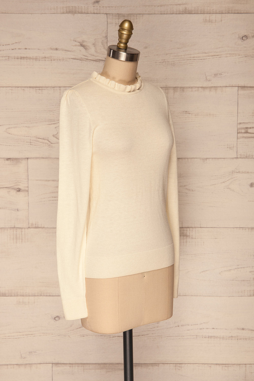 Wigan Beige Knit Sweater | Tricot Beige | La petite garçonne side view 