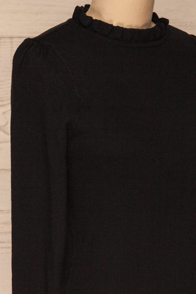 Wigan Noir Black Knit Sweater | Tricot | La petite garçonne  side close-up