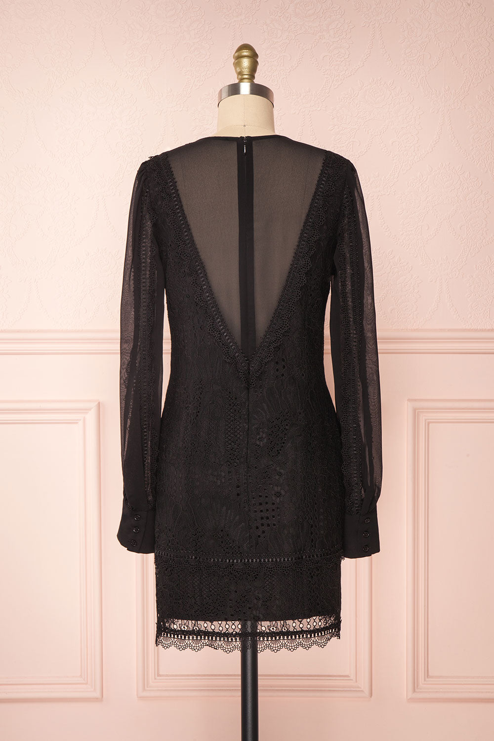 Winifred Black Lace Dress | Robe Cocktail back view | Boutique 1861