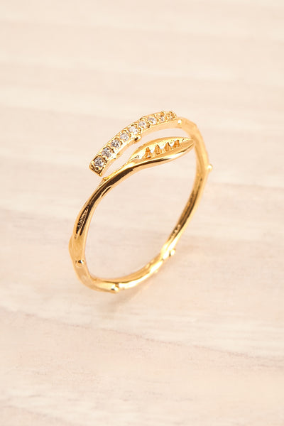 Abacus Fine Crystal-Studded Branch Golden Ring close-up | La Petite Garçonne