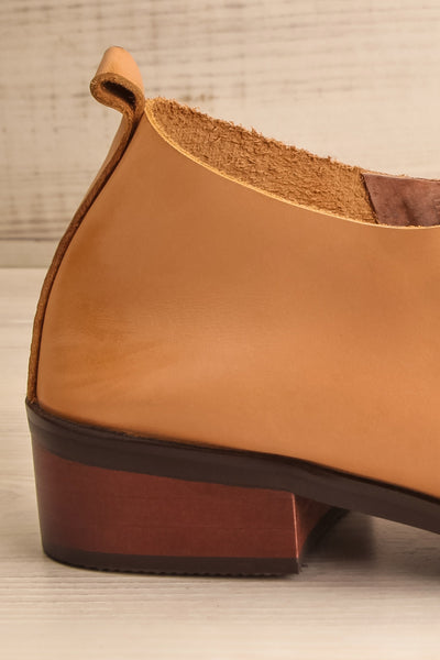 Abascanus Tan Brogue Shoes | Souliers | La Petite Garçonne side close-up