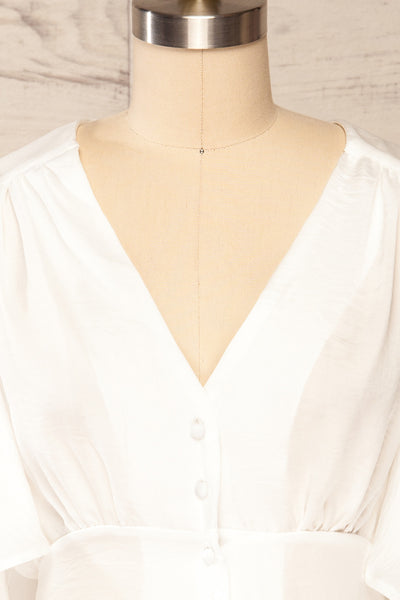 Abru White 3/4 Sleeve Cropped Blouse | La petite garçonne front close up