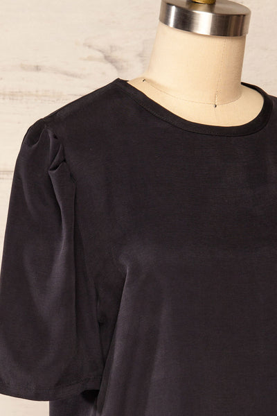Aby Black Short T-Shirt Dress w/ Round Collar | La petite garçonne side close up