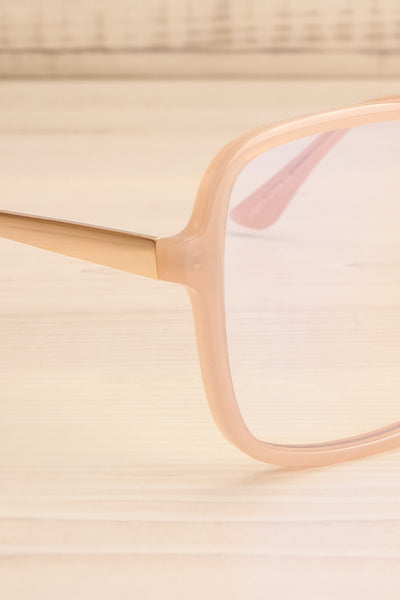 Acteon Blue Light Protection Glasses | La petite garçonne side close-up