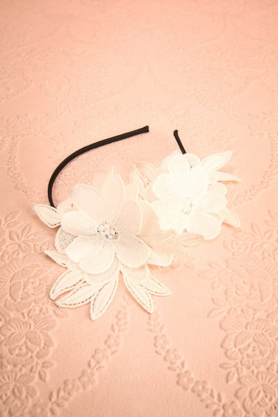 Aechméa - White mesh and embroideries Ophelie Hats headband 5