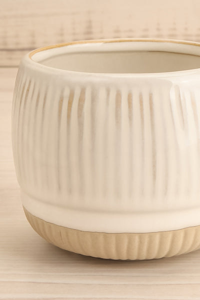 Aesculus Round Striped Stoneware Mug | Maison garçonne details
