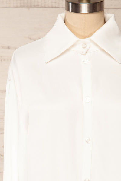 Aheart Give Me Your Heart Button-Up Satin Shirt | La petite garçonne front close up