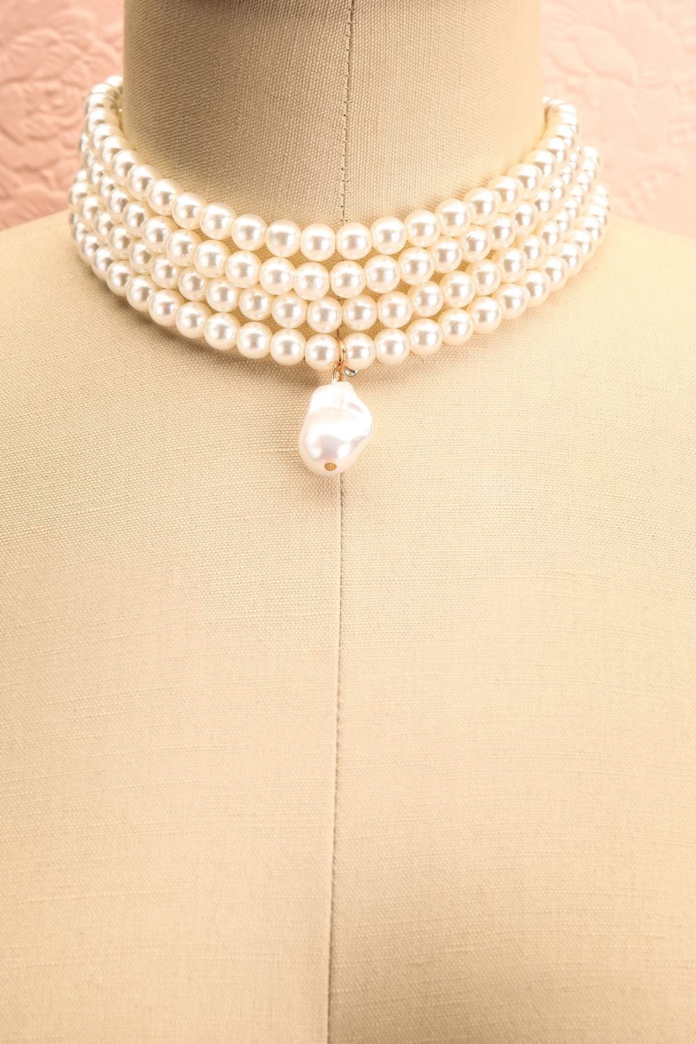 Aichryson Layered Pearls Choker w/ Pearl Pendant | Boutique 1861