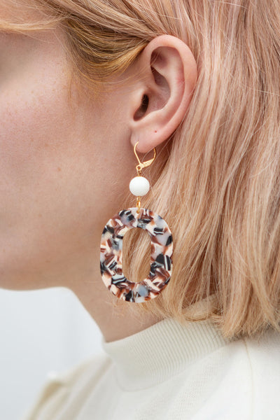 Alice Heine Marbled Pendant Earrings | La Petite Garçonne model