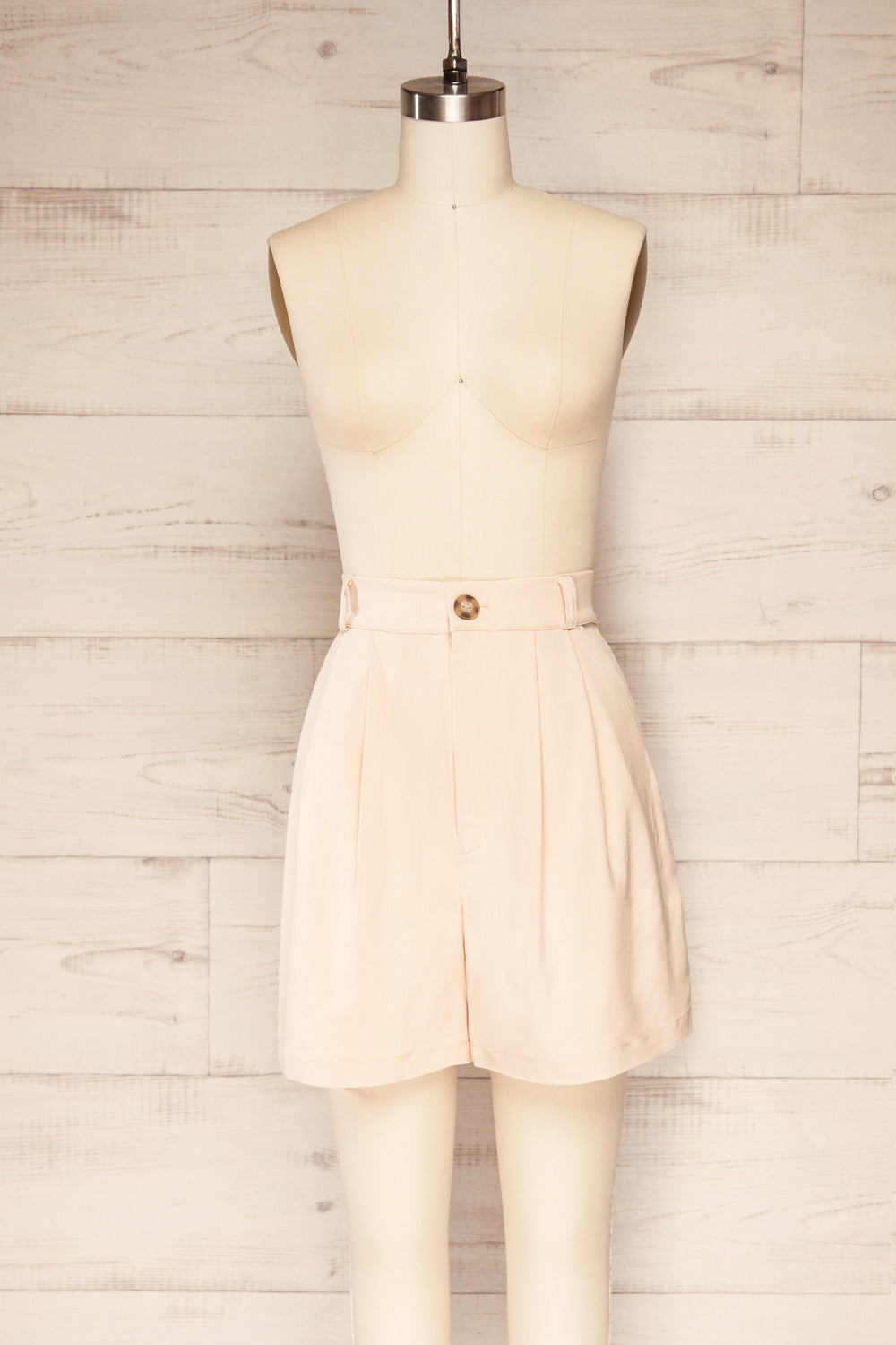 Alici Blush Pleated High Waist Shorts | La petite garçonne front view