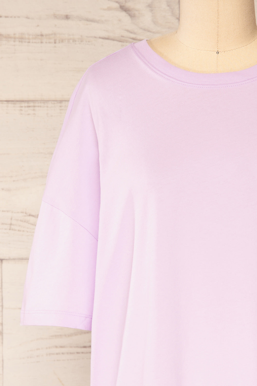 Alta Lilac Oversized Cotton T-Shirt | La petite garçonne front close up