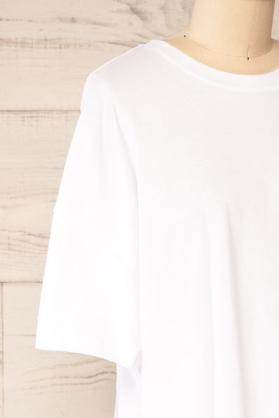 Alta White Oversized Cotton T-Shirt | La petite garçonne side close up