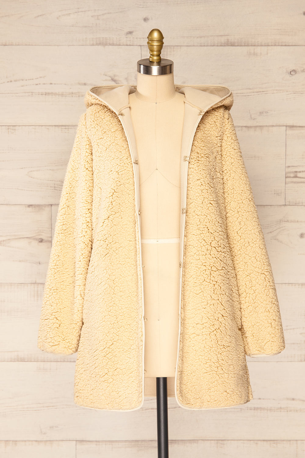 Amstelveen Beige Fleece Coat w/ Hood and Pockets | La petite garçonne open view