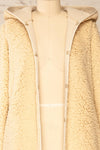 Amstelveen Beige Fleece Coat w/ Hood and Pockets | La petite garçonne  open close-up