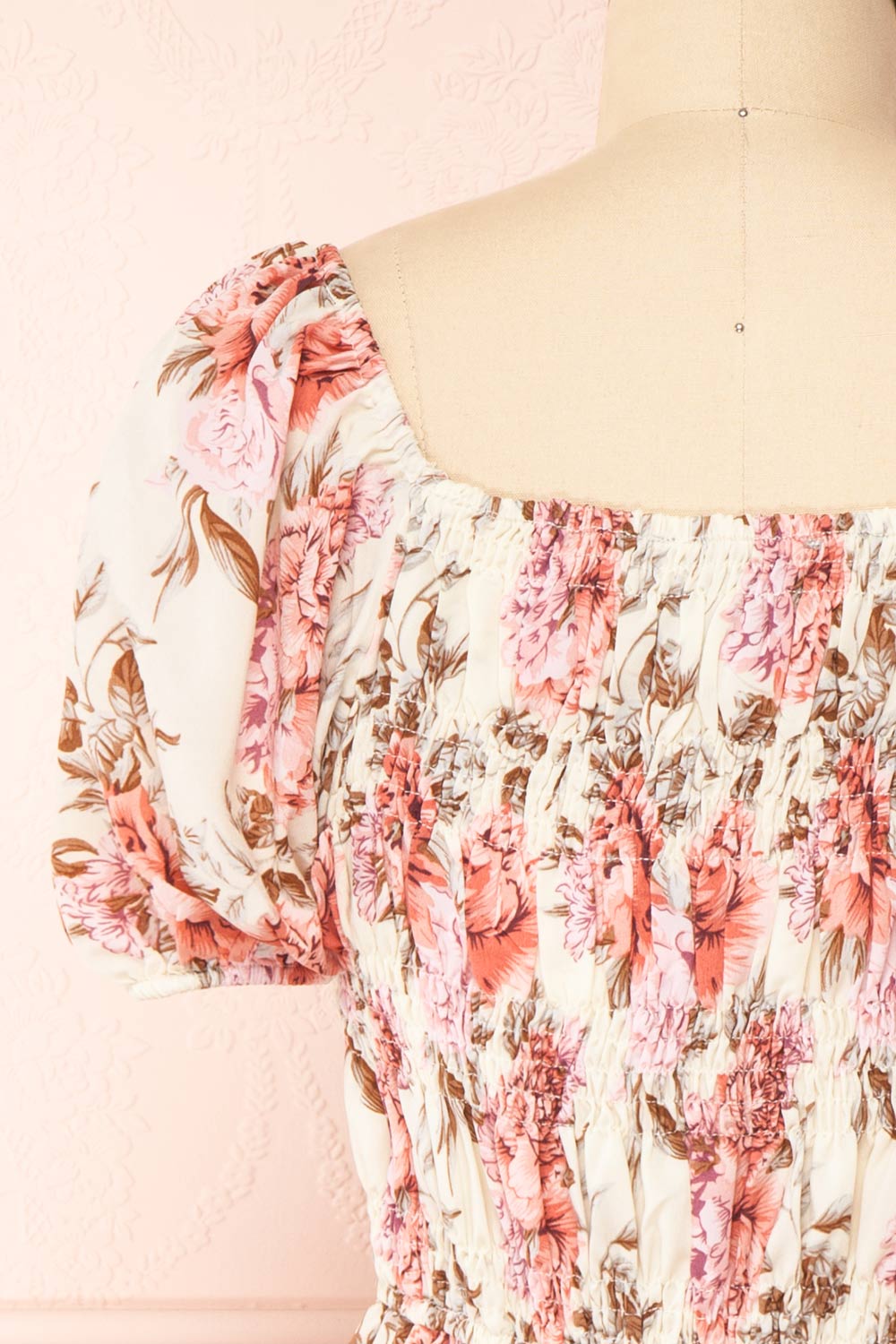 Anaba Beige Short Puffy Sleeve Floral Dress | Boutique 1861 back close-up